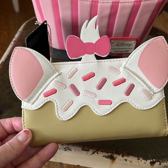 Disney X Loungefly Marie of the Aristocats Cupcake Backpack & Wallet Set - Picture 3 of 16
